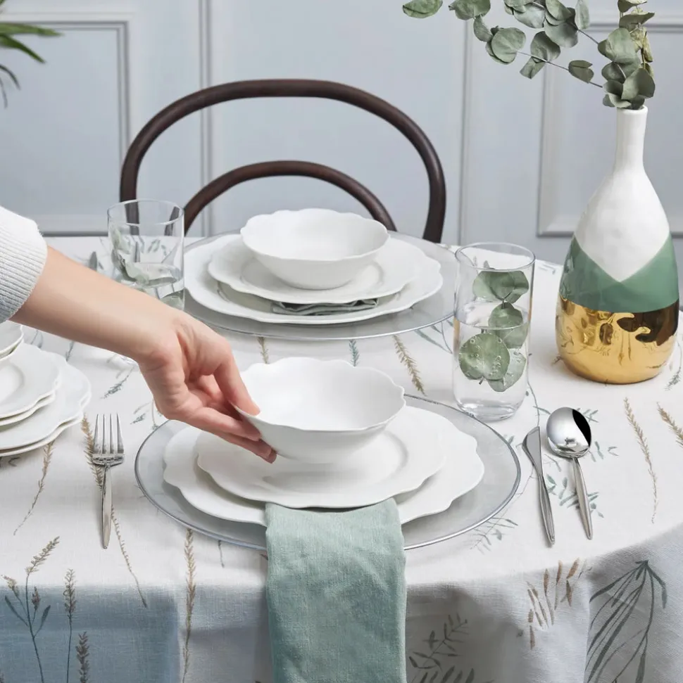 Karaca Daisy 12-Piece Bone China Dinner Set for 4 People, White