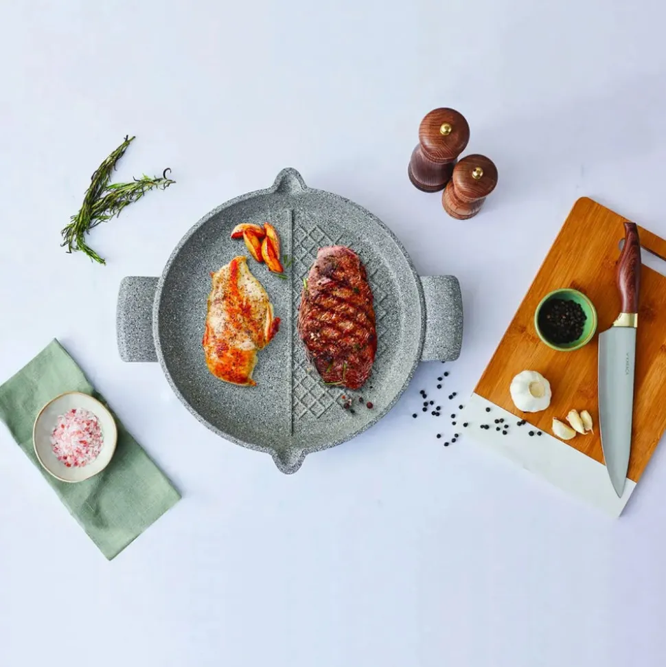 Karaca Love of Kitchen Biogranite Non-Stick Double Sided Griddle Pan with 2-Piece of Oven Gloves, 30cm, Black