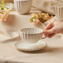 Karaca New Daisy Stoneware Glass Tea Cup and Saucer, 250ml, White