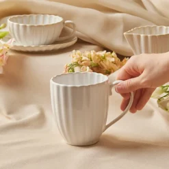 Karaca New Daisy Stoneware Mug, 410ml, White
