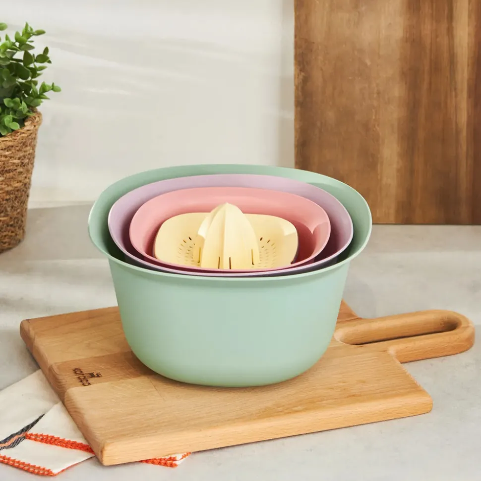 Karaca 4 Piece Multi Purpose Mixing Bowls, Colander and Citrus Squeezer Set, Multi